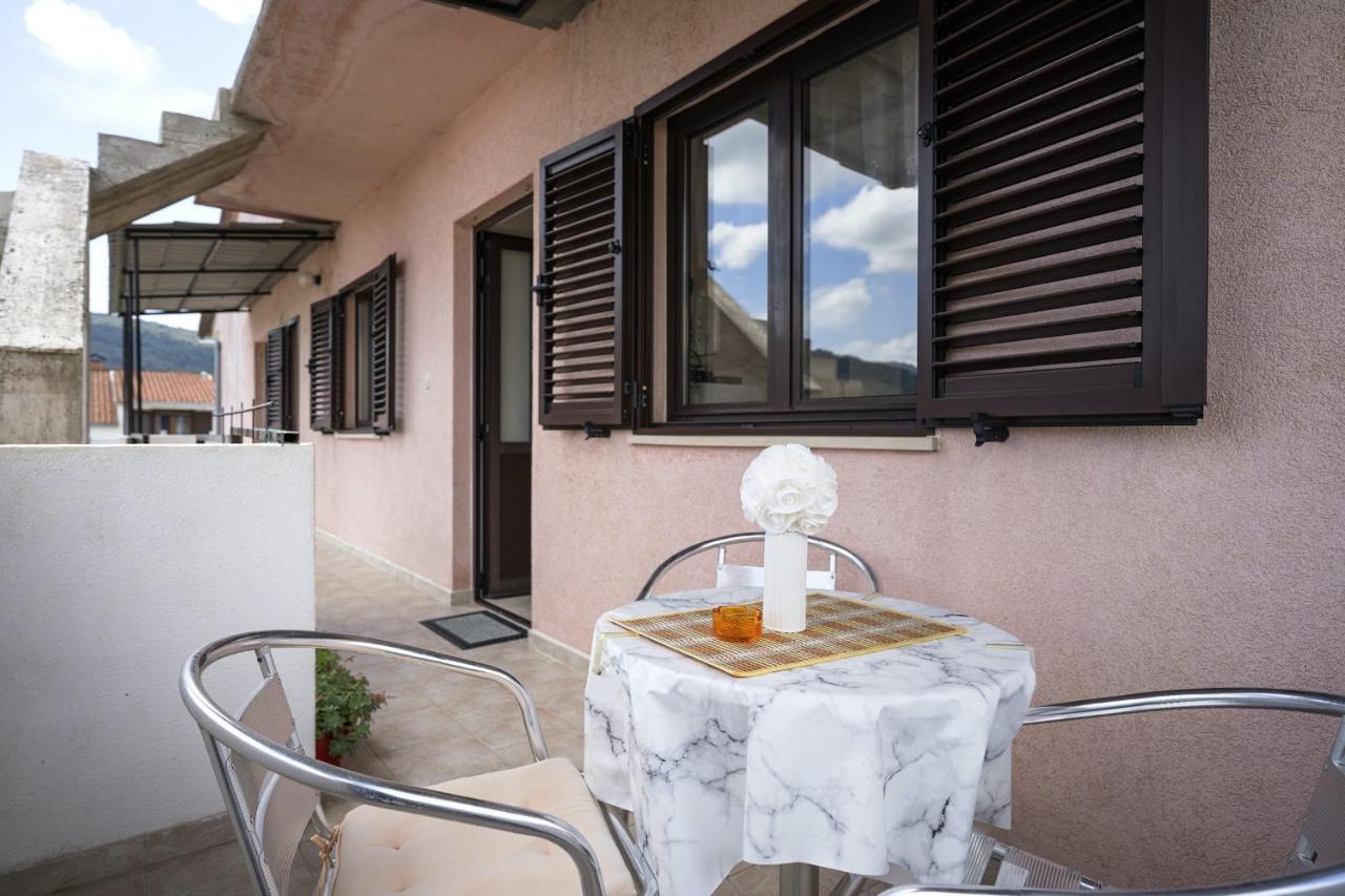 Apartments Zlata 斯塔里格勒 外观 照片